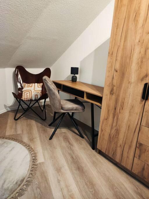 Stylische Altstadtwohnung - Netflix - Smart Tv - Schlafsofa Fuer 3 Personen Erfurt Exteriör bild