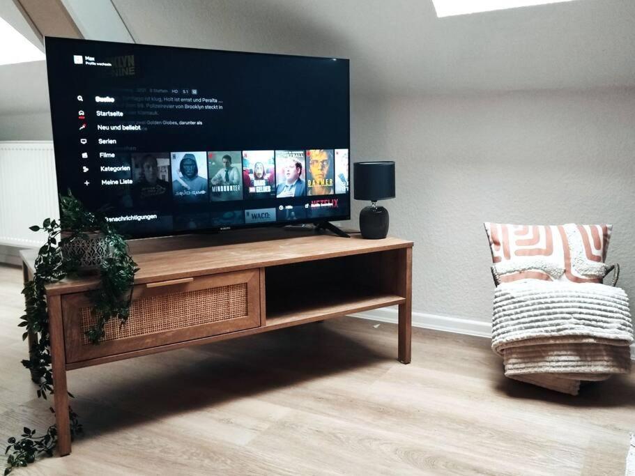 Stylische Altstadtwohnung - Netflix - Smart Tv - Schlafsofa Fuer 3 Personen Erfurt Exteriör bild